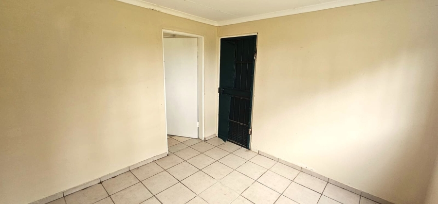To Let 2 Bedroom Property for Rent in Modderfontein AH North West